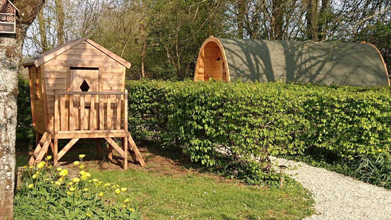 Cabane En Bois Avec Bain Nordique Asnieres-sur-Vegre Exterior foto